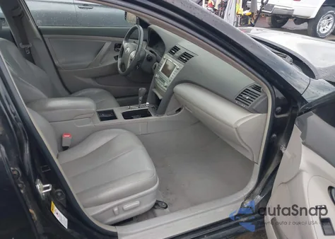 2008 Toyota Camry Hybrid z USA, uszkodzony, nr VIN 4T1BB46K98U053475